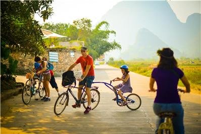 Excursión en bicicleta por Yangshuo