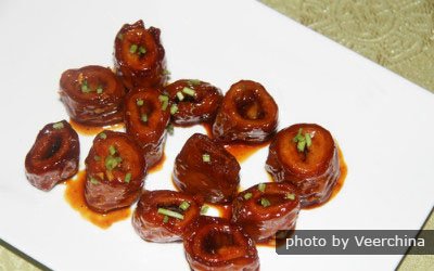 Intestino grueso de cerdo estofado en salsa de soya